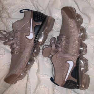 women’s nike vapor max